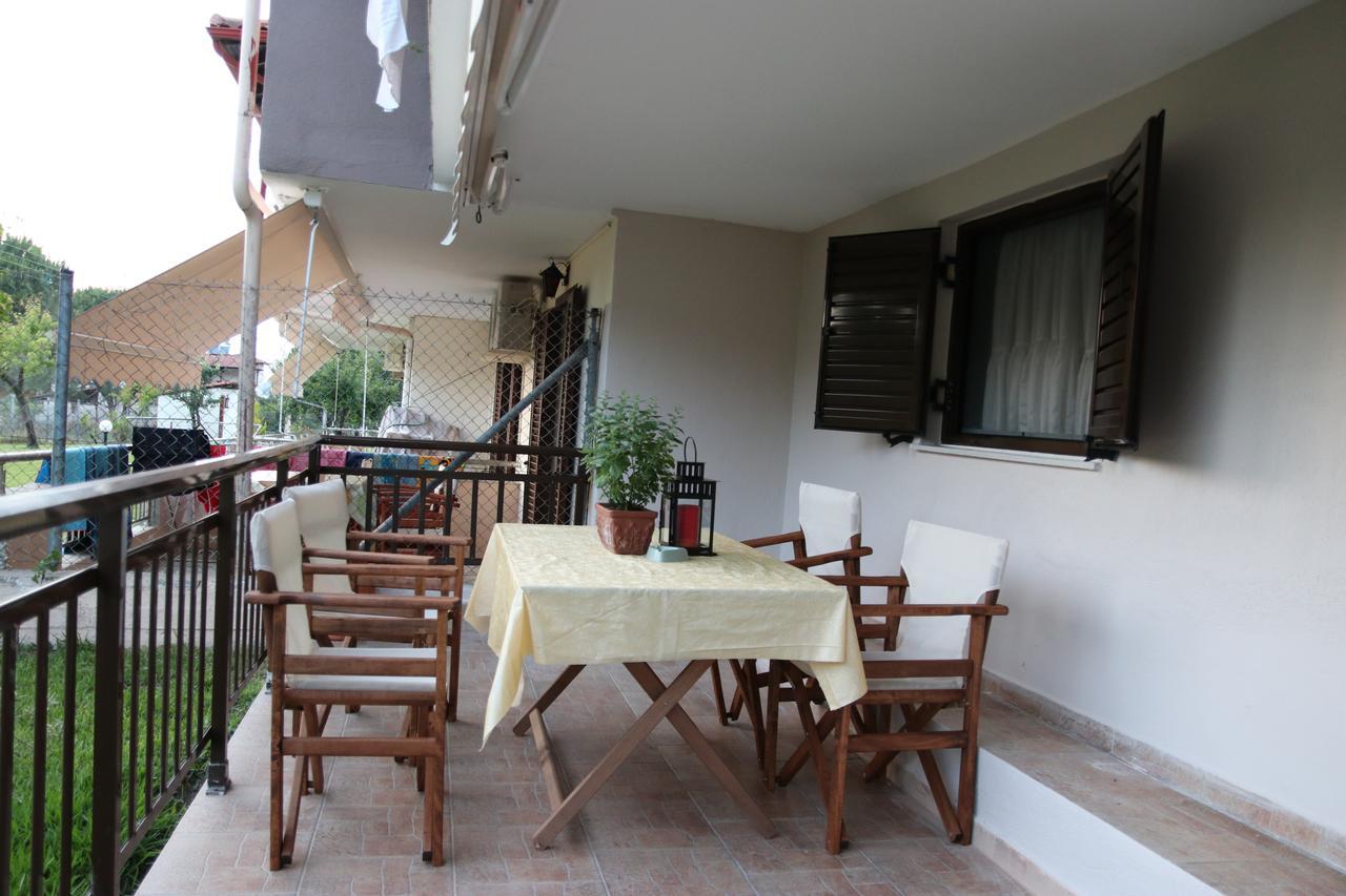 Katina'S House Apartamento Vourvourou Exterior foto